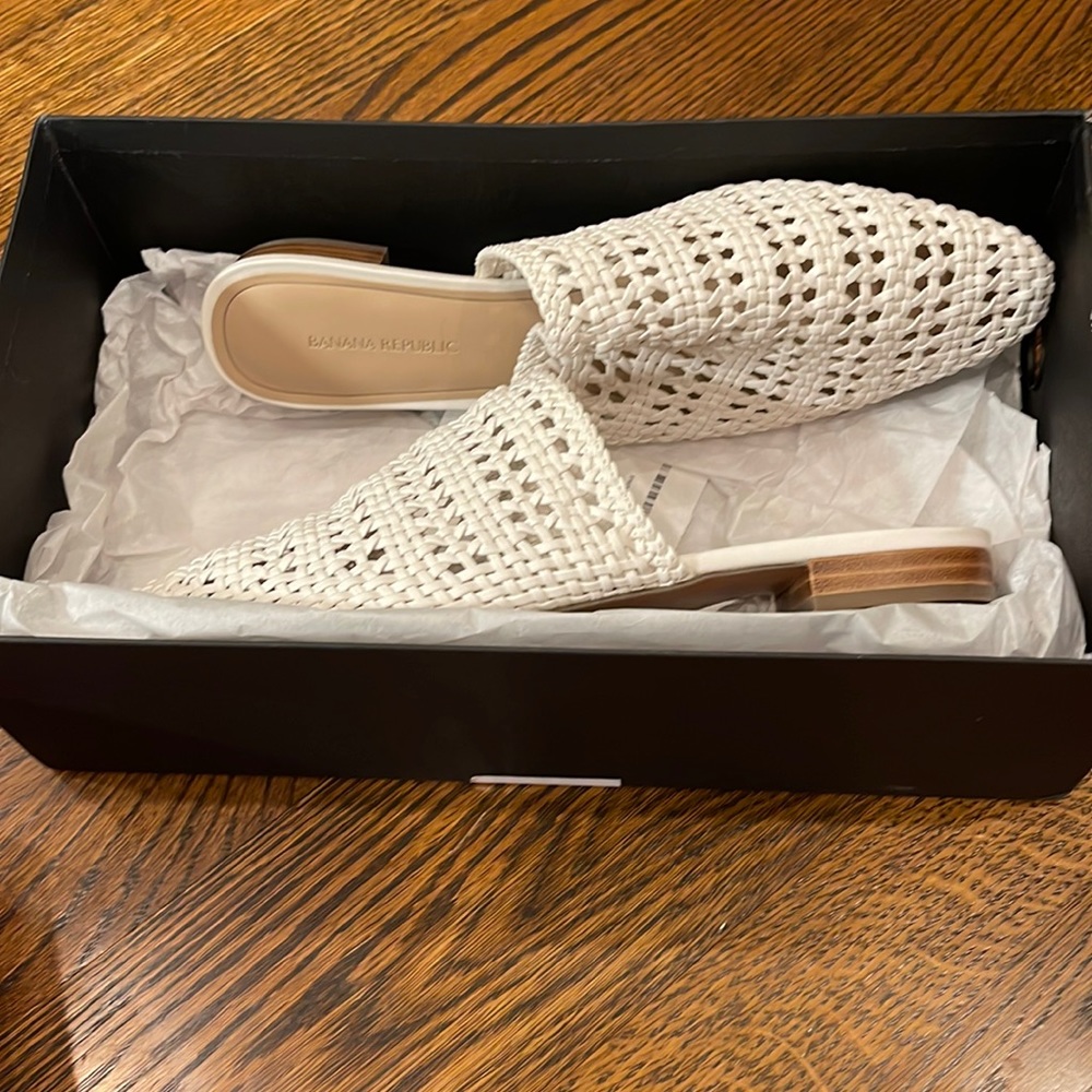 Women’s shoes  flats